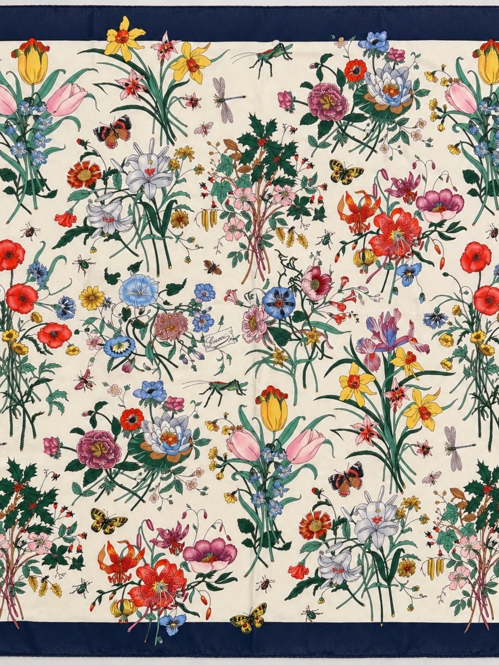 Vintage GUCCI Flora silk scarf by Vittorio Accornero  100% silk made in Italy